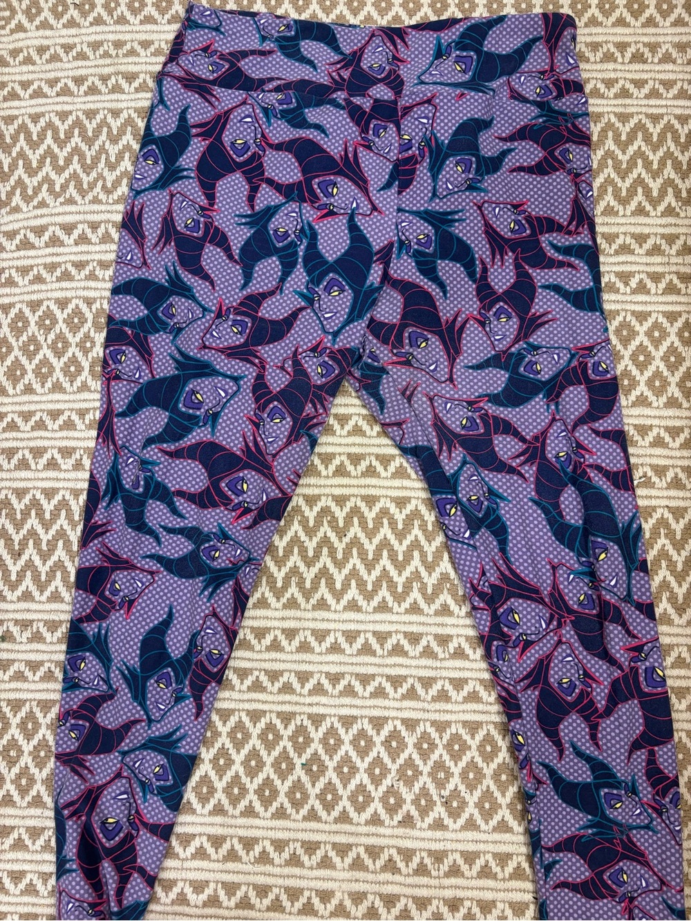 LuLaRoe Tall & Curvy Disney Maleficent Villains Halloween Leggings Purple RARE